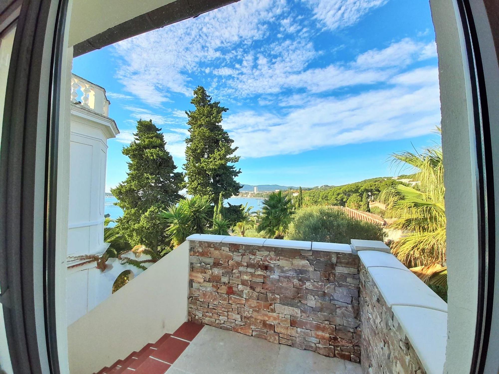 Villa-Chateau Les Terrasses - Tamaris, Plage Des Sablettes, Mer Au Bas De La Propriete La Seyne-sur-Mer Εξωτερικό φωτογραφία